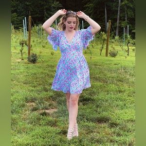 Lilly Pulitzer spotted in love flutter sleeve dress